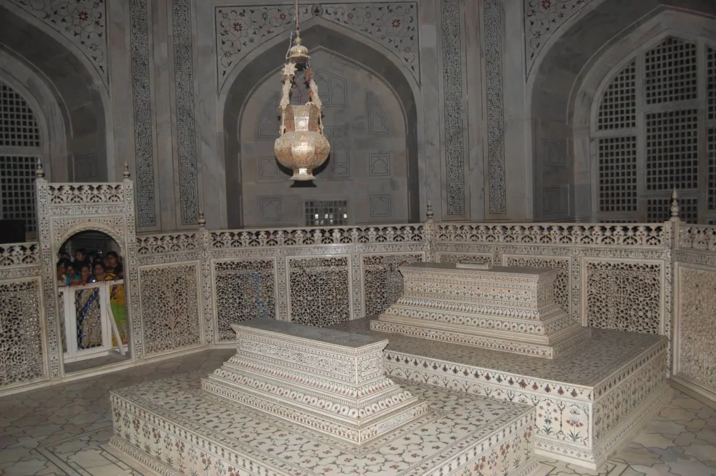 architecture of taj mahal